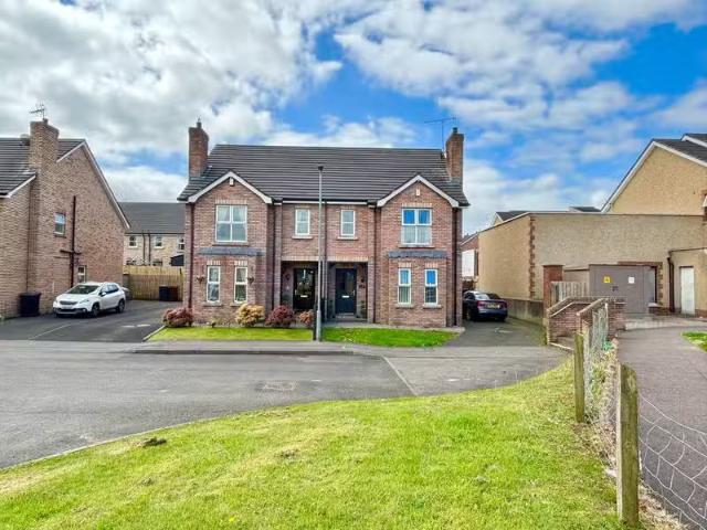 House for sale in Derry