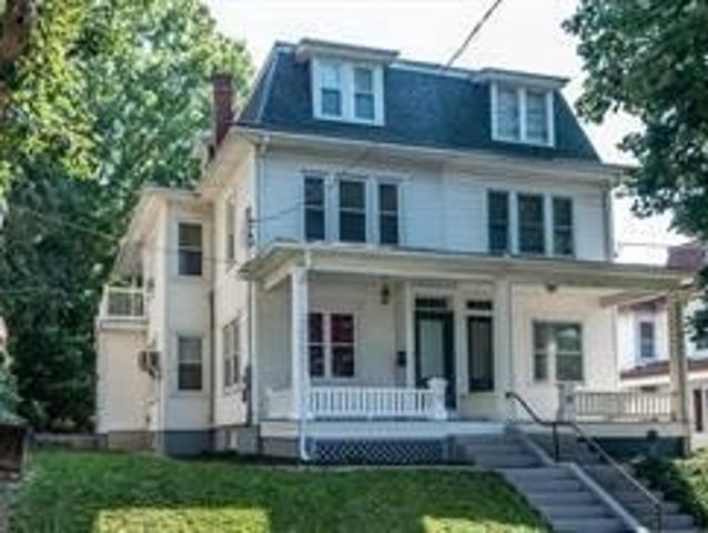 Townhouse for sale in Manheim, Pennsylvania