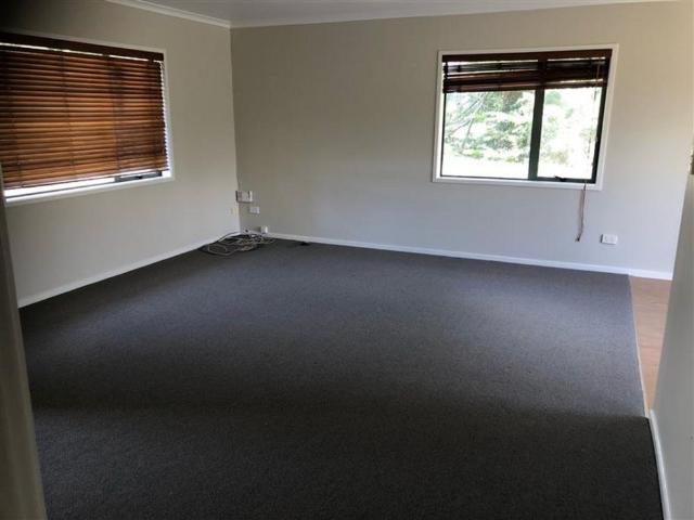 House for rent in Kelston, Oroua County