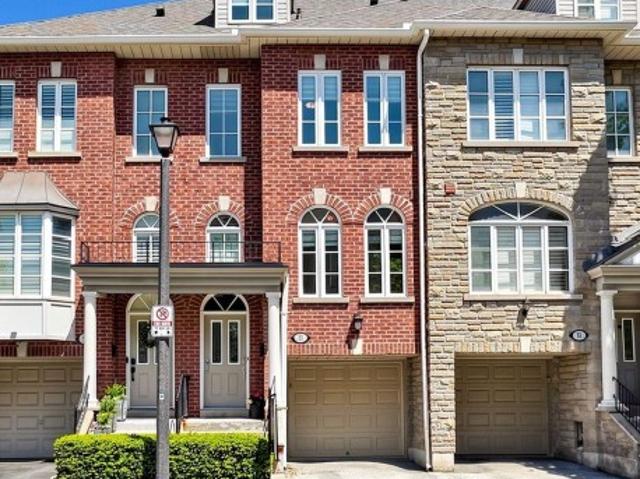 Townhouse for sale in Woburn, Ontario