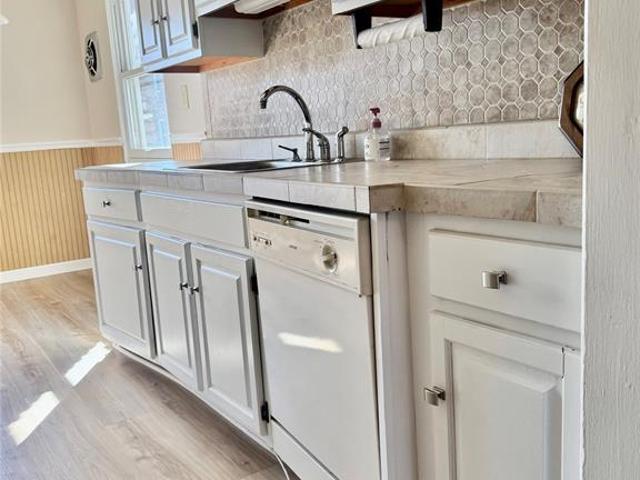 Condo for sale in North Arlington, New Jersey