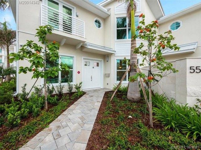 Townhouse for sale in Stuart, Florida