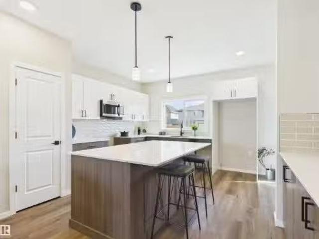 House for sale in Fort Saskatchewan, Alberta
