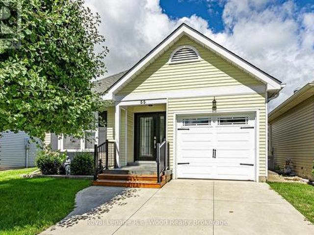 House for sale in Tillsonburg, Ontario