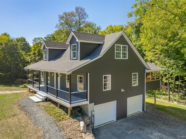 House for sale in Gardiner, New York