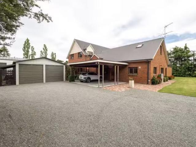 House for sale in Ashton, Canterbury