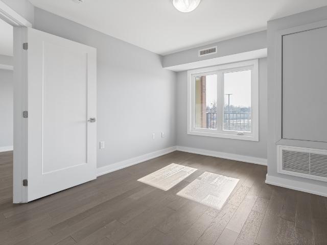 Apartment for rent in Richmond Gate, Ottawa