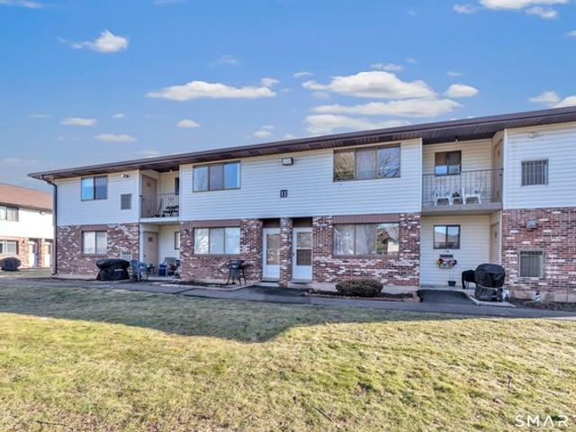 Condo for sale in East Haven, Connecticut