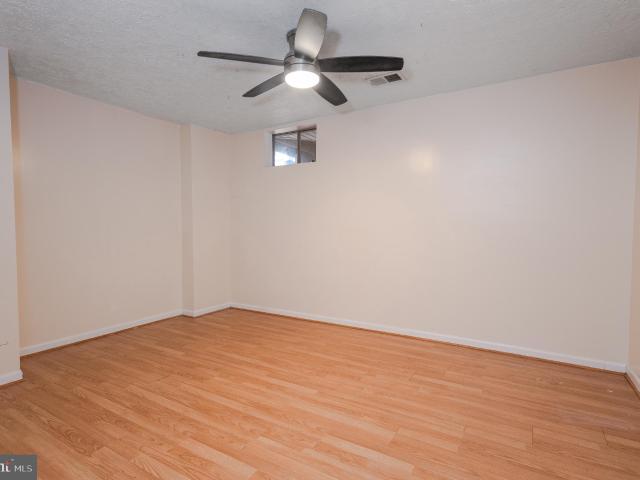 Townhouse for sale in Falling Waters, West Virginia