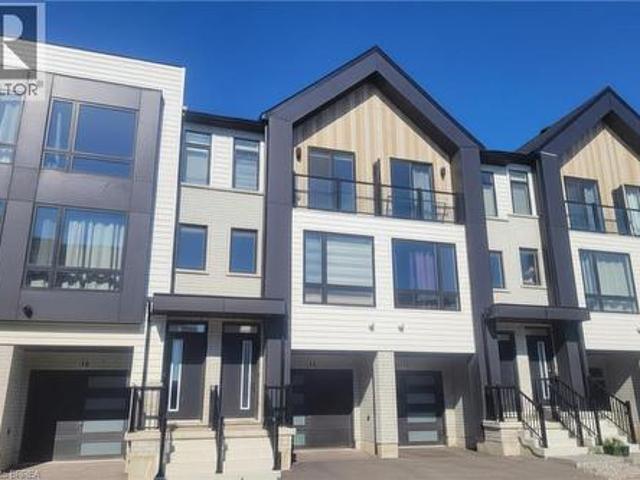 Townhouse for rent in County Of Brant, Ontario