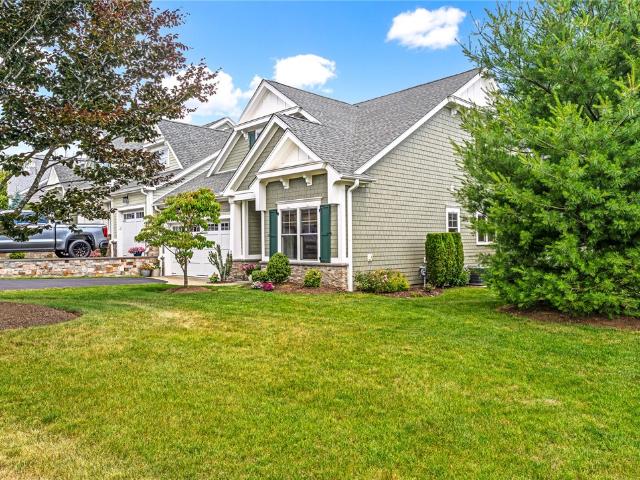 Condo for sale in East Greenwich, Rhode Island