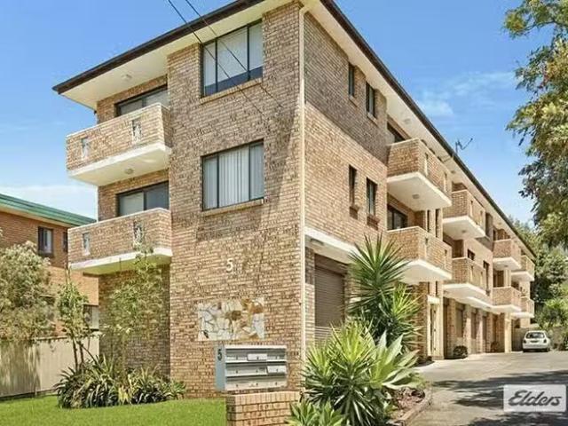 House for rent in Five Ways, Sydney