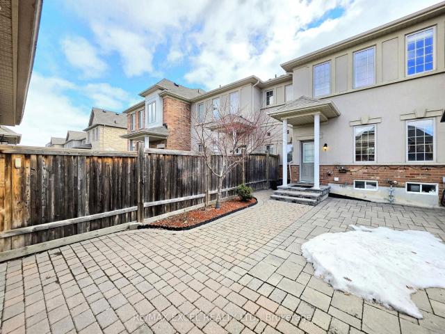 Townhouse for sale in Woburn, Ontario