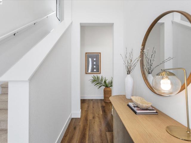 Townhouse for sale in Alameda, California