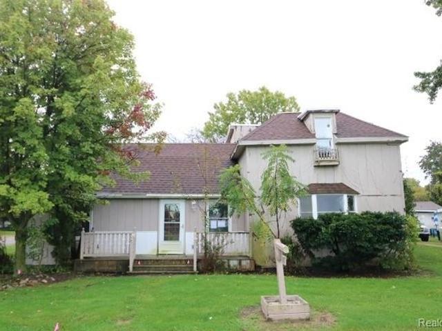 House for sale in Peck, Sanilac County