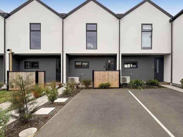 House for rent in Heathcote, Canterbury