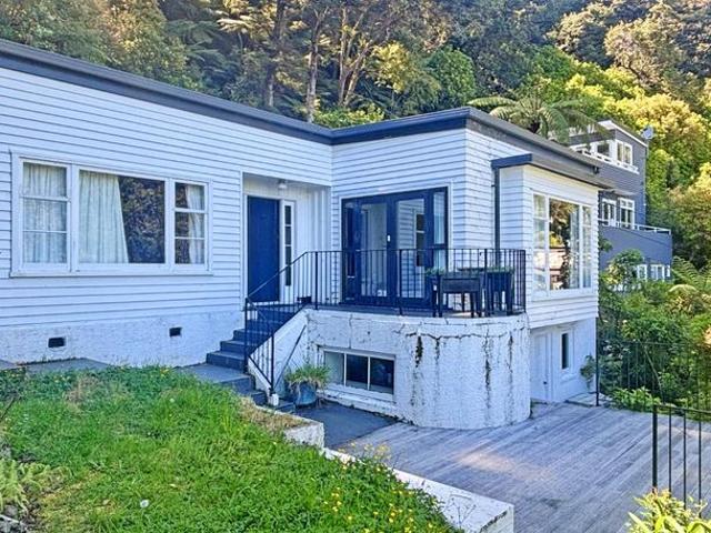 House for rent in Lowry Bay, Lower Hutt
