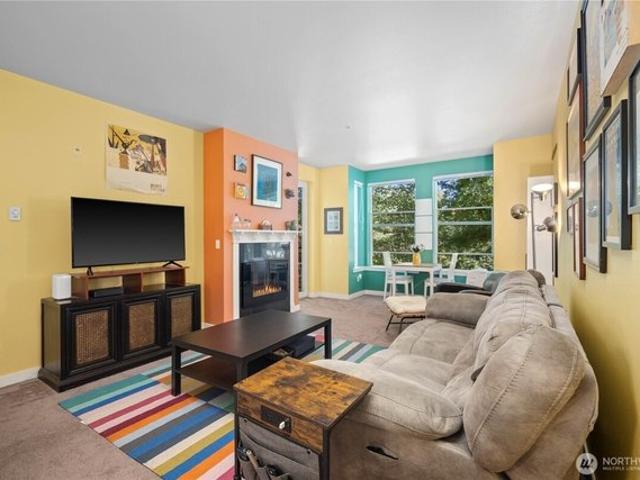 Condo for sale in Renton, Washington