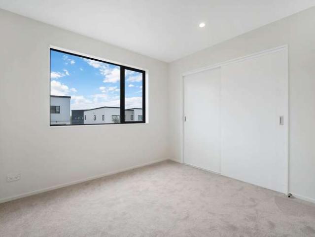 Townhouse for sale in Papakura