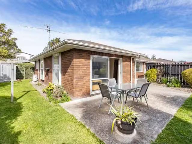 House for sale in Hillmorton, Canterbury