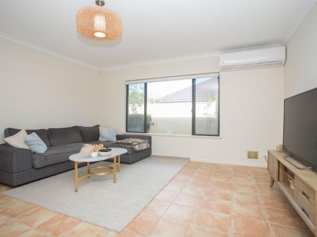 House for rent in Como, Western Australia