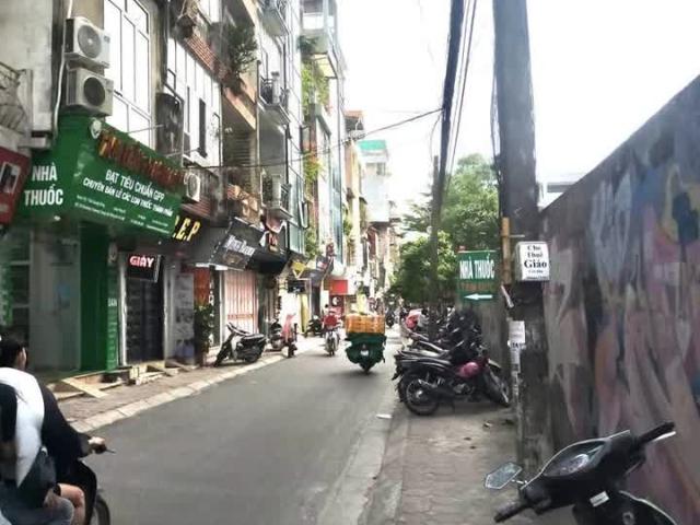 Nhà mặt phố bán tại Hoàn Kiếm, Hà Nội