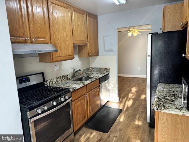 Property for rent in Bren Mar Park, Springfield