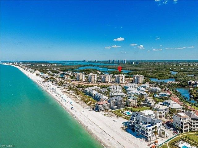 Condo for sale in Bonita Springs, Florida