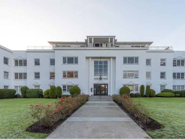 Apartment for rent in British Columbia