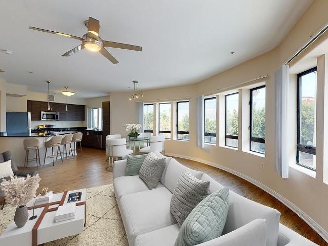 Apartment for rent in Canoga Park, California