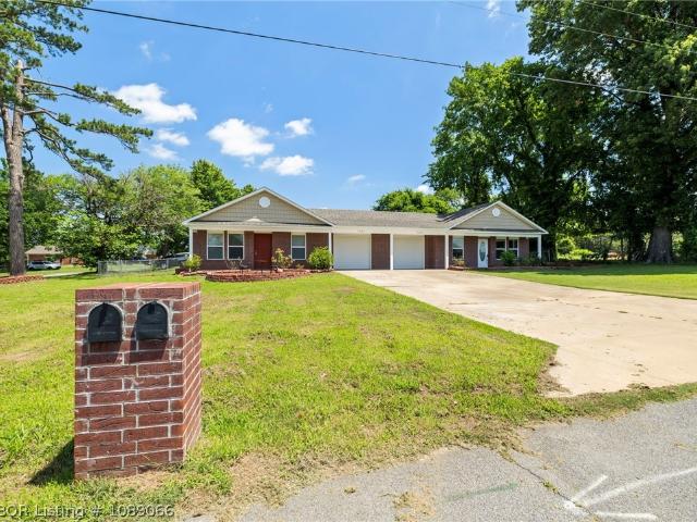 House for sale in Ark