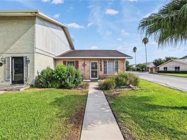 Townhouse for sale in Cameron, Texas