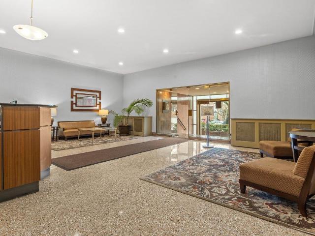 Property for sale in The Bronx, Arverne