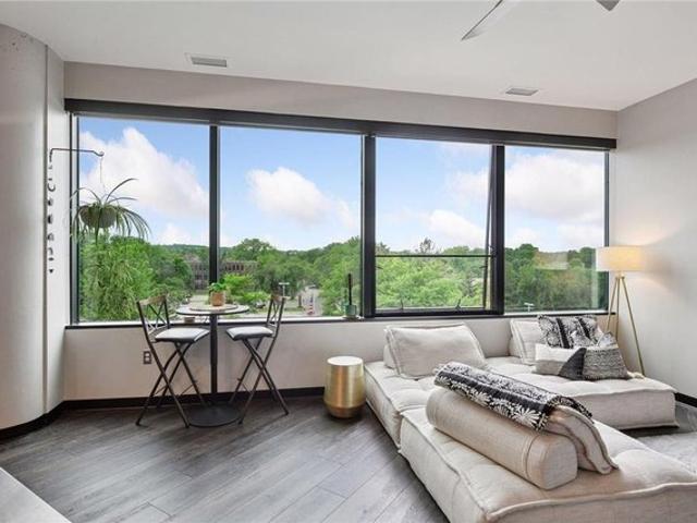 Condo for sale in Hennepin, Minnesota