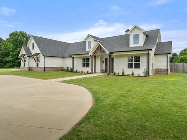 House for sale in Texarkana, Texas