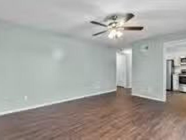 Condo for rent in Shawnee Mission