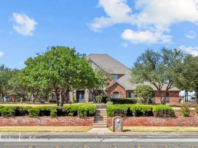 House for sale in Taylor, Texas
