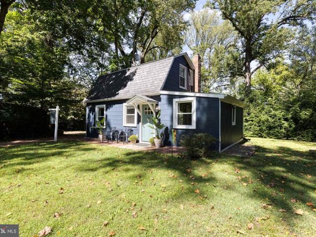 House for sale in Gibsonton, Maryland