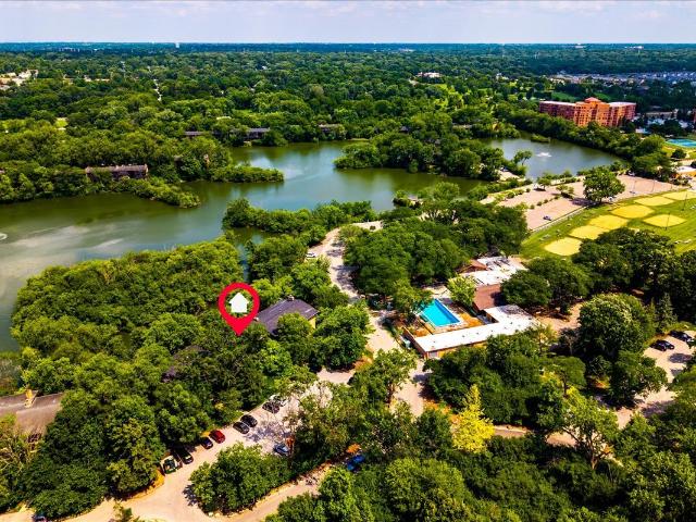 Condo for sale in Lisle, Illinois