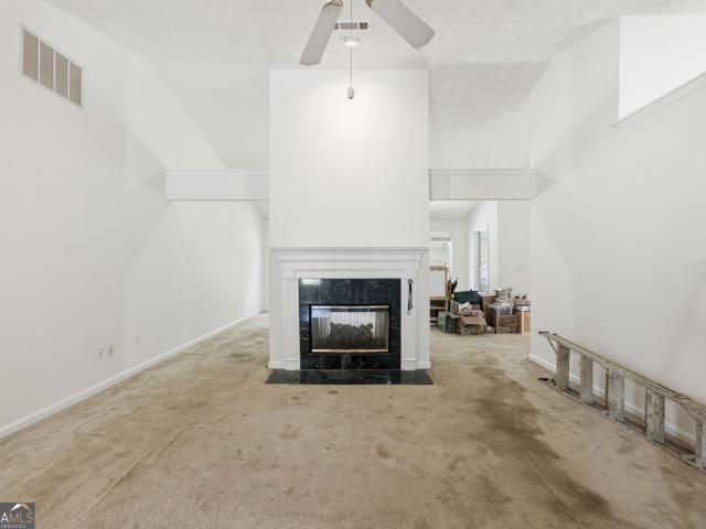 House for sale in Flowery Branch, Georgia