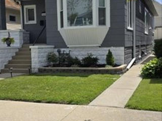 House for sale in Chicago, Cook County