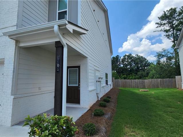 Townhouse for sale in Norcross