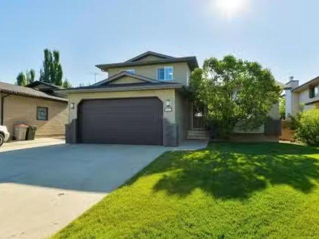 House for sale in Stony Plain, Alberta