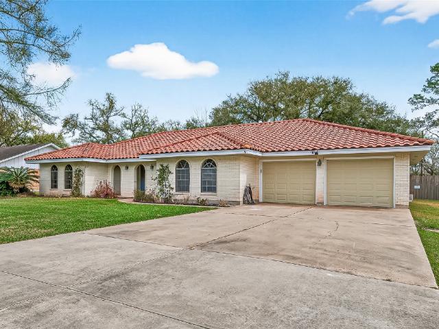 House for sale in Santa Fe, Texas