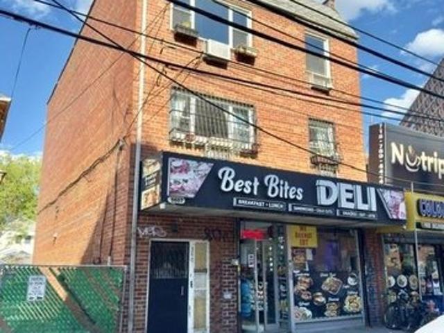 House for sale in Queens, Arverne