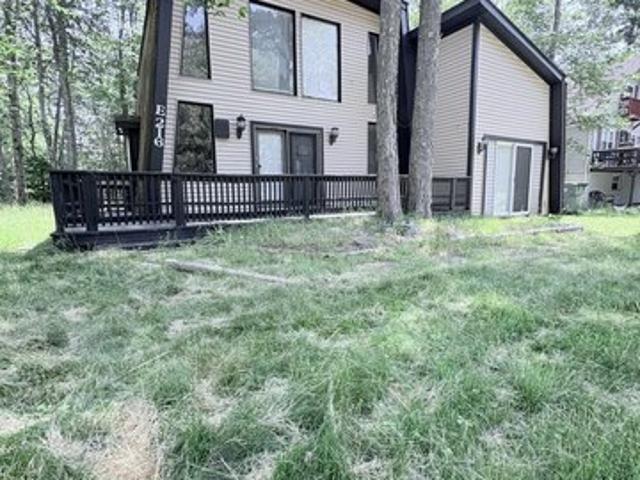 House for sale in Cresco, Pennsylvania
