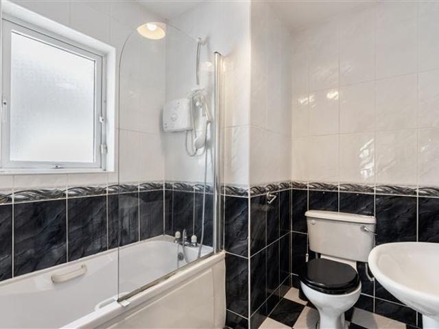 Detached House for sale in Bluebell, North Tipperary