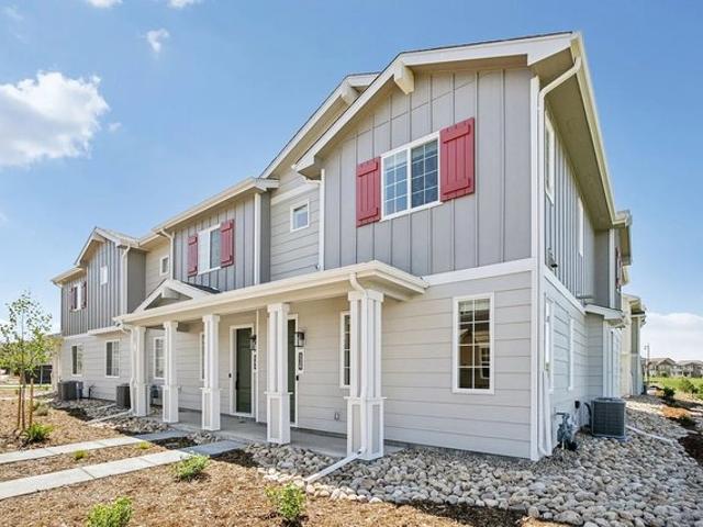 Townhouse for rent in Colliers Hill, Erie