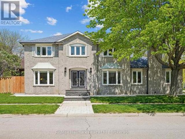 House for sale in Oakville, Ontario