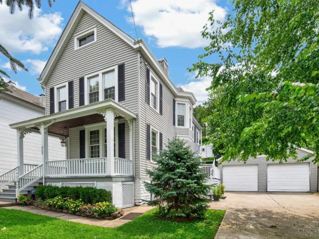 House for sale in Columbia Tusculum, Cincinnati